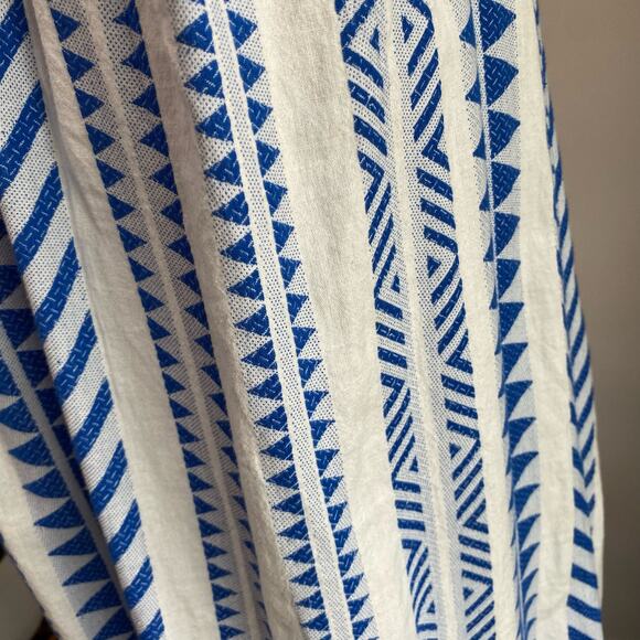 Velvet by Graham & Spencer Dinae Jacquard Maxi Dres in White & Colbot Blue - Picture 5 of 13
